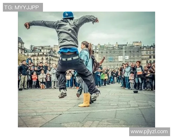 南京街舞队的蜕变与成长:从街头文化到专业舞台的纪实之旅 南京街舞队的蜕变与成长:从街头文化到专业舞台的纪实之旅