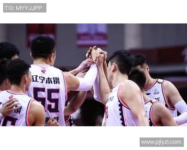 广州篮球队的崛起之路：精英赛背后的奋斗与荣耀