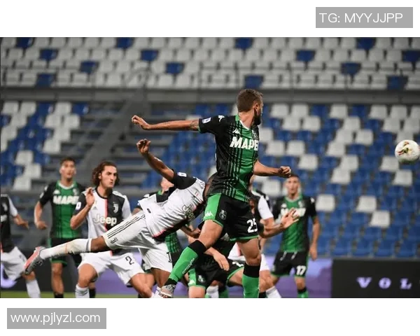 意甲萨索洛对决强敌全力争胜展现球队实力与斗志