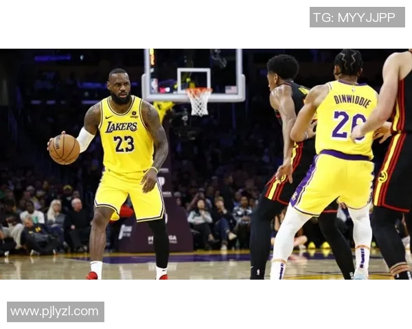 2009年湖人与老鹰的精彩对决回顾与赛季亮点分析