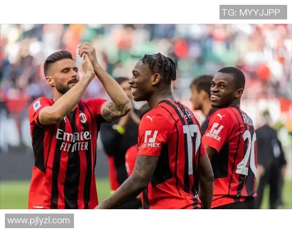 弗拉霍维奇领衔意甲新星崛起，助力球队争夺冠军荣耀与未来发展