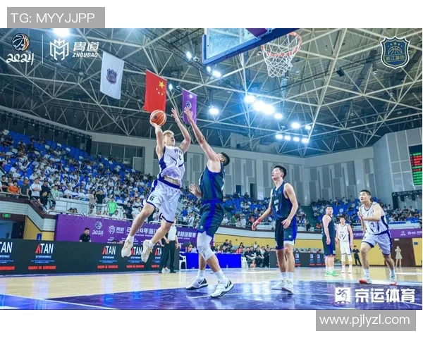 浙江与吉林热身赛精彩对决双方球员全力以赴展现竞技风采 浙江与吉林热身赛精彩对决双方球员全力以赴展现竞技风采