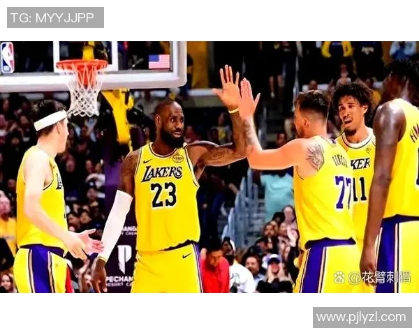 2013年NBA季后赛勇士与马刺的激烈对决回顾与精彩瞬间分析