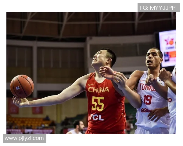 突尼斯与伊朗男篮激战正酣精彩直播全程回顾与分析