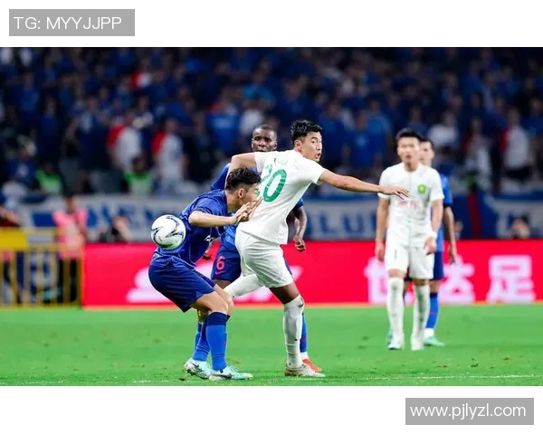 上海申花与山东鲁能激战正酣谁能在这场对决中笑到最后 上海申花与山东鲁能激战正酣谁能在这场对决中笑到最后