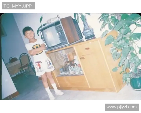 易建联：从篮球场上的传奇到人生舞台的多元发展之路